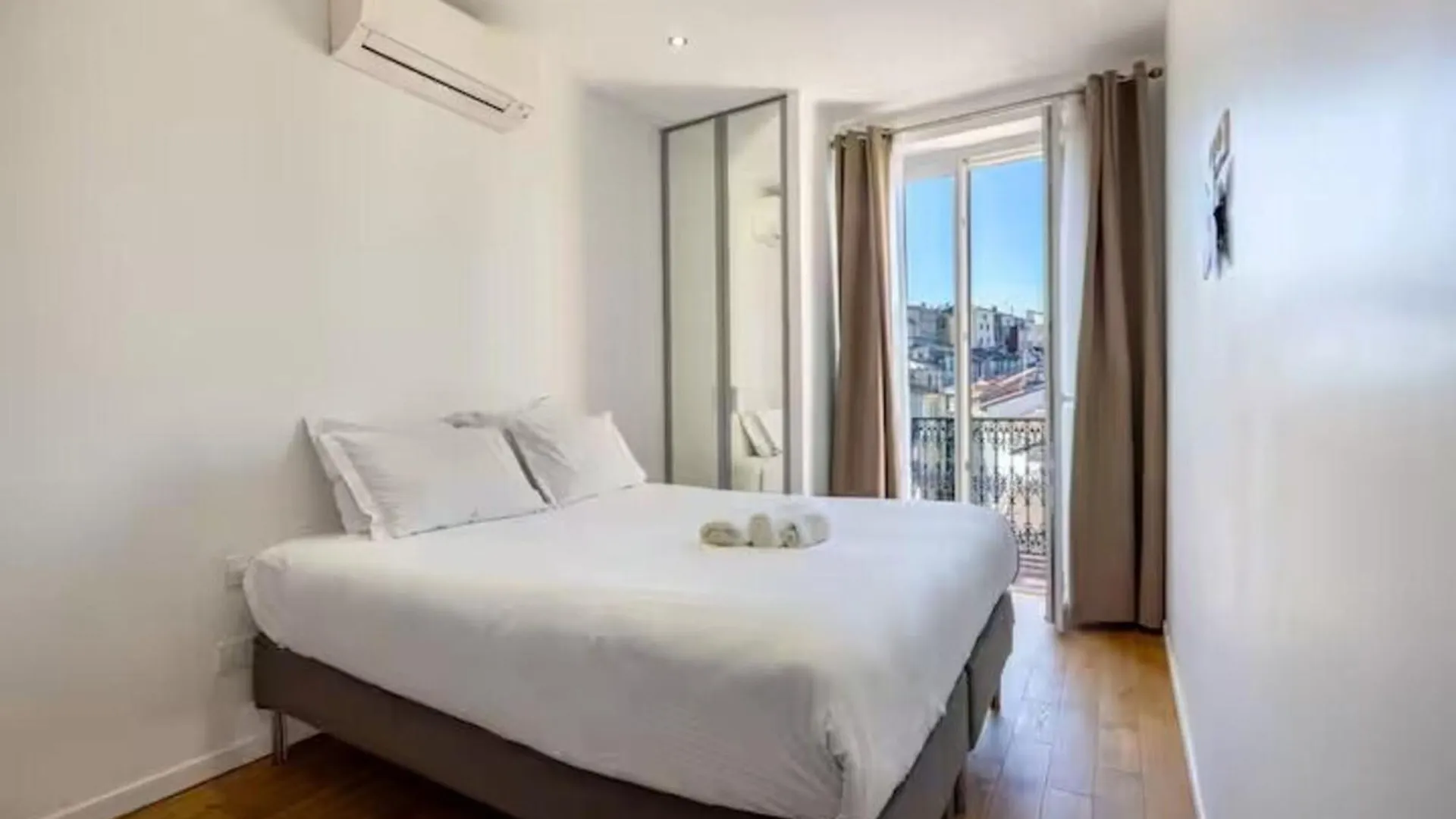 Apartment Apartement Forville By Halldis Cannes
